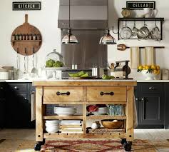 Ilot A Roulettes Cuisine Deco Idee Kitchen Work Tables Marble Top Kitchen Island Kitchen Remodel