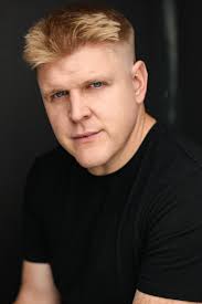 Tracker" Leverage (TV Episode 2025)