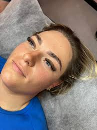 Microblading/ ombré brows/ combo brows models needed for social media  content. Performed by experienced brow professional, using only premium ink  that heals true to colour ❤️ Cost: free 💕 Location: Beacon Hill,