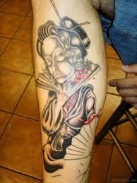 Usually, women wear such clothes and dresses that do not cover their legs. 59 Graceful Geisha Tattoos For Leg