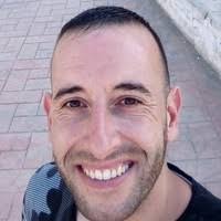 70+ perfiles de «James Malik»