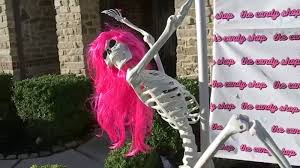 Halloween Texas Homeowner Adds To Pole Dancing Display After Hoa S Letter Abc13 Houston