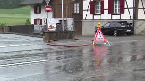 Unwetter ziehen über die schweiz. Unwetter Wutet Uber Bern Telebarn