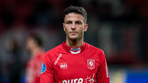 Right market value (by transfermarkt.de): I Dialog Med Eliteserie Klubb Vi Far Se Hva Som Skjer De Neste Dagene Eurosport