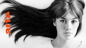 We are sitting at a small table in the middle of an otherwise empty room in a stylish paris hotel. Francoise Hardy Im Film Top 5 Blow Up Arte Youtube