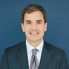 Douglas Grissom's Instagram, Twitter & Facebook