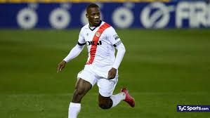Además es un de los jugadores anhelados por román riquelme, actual vicepresidente del club atlético boca juniors. Luis Advincula A Boca Lo Que Dijo El Padre Tyc Sports