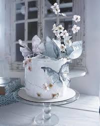 As flowers with their fragrance spread happiness and cakes with their sweetness bring togetherness. 52 Awesome Wedding Cakes With Butterflies Weddingomania