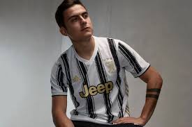 On rib edges in the arm opening, there are fine stripes. Cristiano Ronaldo Models Juventus 2020 21 Home Kit As Iconic Black And White Stripes Return