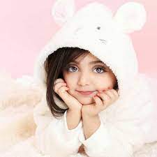 New whatsapp dp for girls. Cute And Stylish Baby Girls Photos For Dpz Getpics Cute Baby Girl Images Cute Baby Girl Wallpaper Stylish Baby Girls