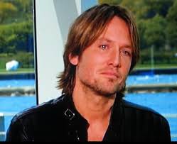 This is why I ❤ @KeithUrban!!! Keith is never afraid to show his emotions,  he has the most beautiful heart!!! #IdolKU
