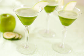 Chop apples and toss them into oatmeal with cinnamon, or on top of. Apple Cucumber Juice