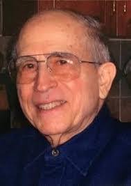 Robert Kesicki's Instagram, Twitter & Facebook