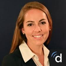 Lindsay Wenger's Instagram, Twitter & Facebook