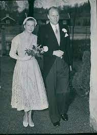 Eugenia And Athina Livanos Vintage Photo Of Stavros Spyros Niarchos With His Fourth Vintage Photos Two Daughters Wedding Dresses