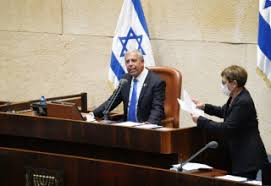 נתי לוי, אהובה עוזרי, ג'קי מקייטן ואורי ברזילי: ×ž×™×§×™ ×œ×•×™ ×ž×¢×¨×™×'