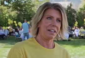 Meri Introducing Ron Is Such A Beautiful Glow Up Moment For Her 🌸💛 Sister  Wives star Meri Brown is clearly stepping into a new chapter and honestly  she is thriving. She
