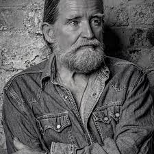 The new episode is up with Stephen Jenkinson; talking about his new  records, the relationship between the audience and the artist, and the hope  for light at the end of this Covid tunnel. Available