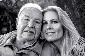 Tributo a Rafael Ayala y Aranda