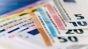 Kosovo bloqué: Des millions d'euros perdus à cause de l'impasse!