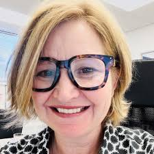 After 9 months of hard work I graduated today from the Hintsa Performance  Certified coach programme. This program was developed by a Dr Aki Hinsta  who was the first person to implement