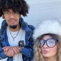 Couples housemates in Indian River Shores, FL