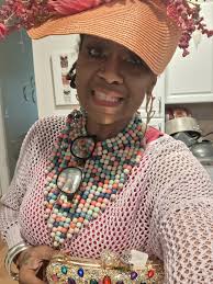 Shelly Renee Ross (@www.tiktok.comrossthebos)