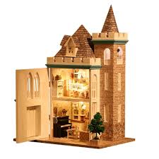 Miniature Bricolage Maison De Poupee Kit Chateau De Lune Avec Etsy Maisondecoration Miniature In 2020 Dollhouse Miniatures Diy Diy Dollhouse Dollhouse Miniatures