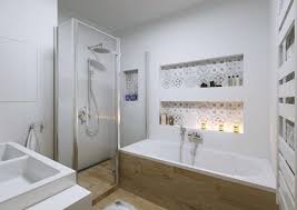 C'est difficile d'avoir un bon résultat sans des. 1001 Astuces Pour Amenager Une Petite Salle De Bain Avec Baignoire Petite Salle De Bain Amenager Petite Salle De Bain Salle De Bains Avec Wc