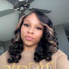 Sherrie Hart's Instagram, Twitter & Facebook