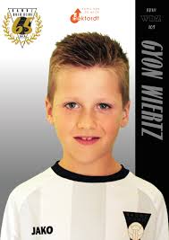 PUPIL VAN DE WEEK: GYON WIERTZ Vandaag dan de grote dag voor Gyon Wiertz,  samen met de grote jongens van het eerste het veld op. Maar daar begon het  natuurlijk niet mee.