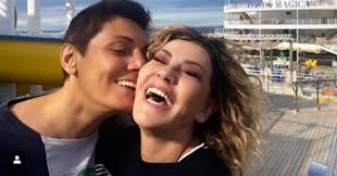 Find the perfect imma battaglia stock photos and editorial news pictures from getty images. Eva Grimaldi Rivela Imma Battaglia Nuda E Pazzesca Il Fatto Quotidiano