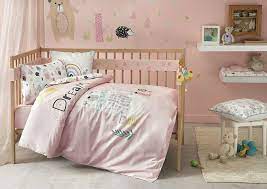 ev tekstili panosundaki pin