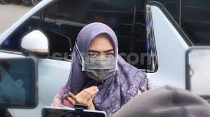 Yap, ria ricis saat ini sering dijodohkan dengan aktor dan model tampan harris vriza. Ria Ricis Celebrate Valentine With Harris Vriza