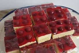 Kirsch Schmand Blechkuchen Von Sonnenblume21 Chefkoch Kuchen Kuchen Und Torten Blechkuchen
