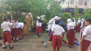 Kalimat ini ditunjukkan untuk menyampaikan suatu ajakan kepada seseorang ataupun sekelompok orang tertentu. 500 Contoh Slogan Pendidikan Kesehatan Motivasi Kebersihan