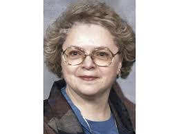 Carolyn Olsen's Instagram, Twitter & Facebook