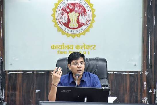 प्रभारी कलेक्टर ने वर्षा से पूर्व की जाने वाली तैयारियों की समीक्षा की नगर निगम में स्थापित किया गया कंट्रोल रूम रीवा 13 जून 2026. रीवा शहर में ...
