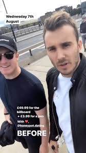 Wednesday 7th August 2019 6.30AM. A whiteboard was put outside Liverpool  Street station that pulled in nearly 10,000 downloads in one day.  @thursdaydating used to be ‘Honeypot’ back then. Terrible ...