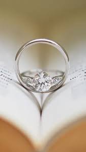 18k White Gold Jolie Diamond Ring Wedding Ring Photography Wedding Rings Photos Wedding Ring Shots