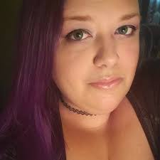 Erin Lovelady's Instagram, Twitter & Facebook