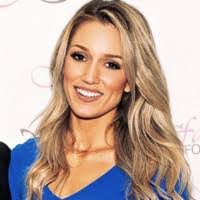 Cassie Pearce's Instagram, Twitter & Facebook