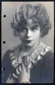 Little Dulcie Cooper & her father go to America