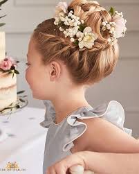 20 adorable flower girl hairstyles a flower girl's hairstyle is just as important as the rest of your bridal party's. 33 Cute Flower Girl Hairstyles 2020 Update In 2021 Flower Girl Hairstyles Flower Girl Hairstyles Updo Flower Girl Updo