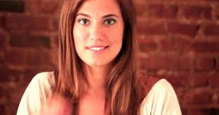 Allison Williams Is Playing Peter Pan In Nbc S Live Production