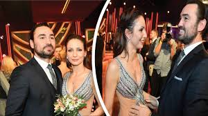 Alle sendungen und spielfilme der nächsten wochen mit veronika arichteva. Problemy V Manzelstvi Bude Brzy Veronika Arichteva Volna Sip