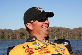 Swindle puts his Toes in the Sand