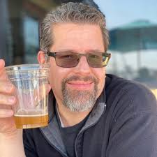 Is valet and self parking complimentary for platinum at Harrah's?