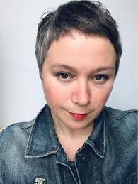 Megan Chapman's Instagram, Twitter & Facebook