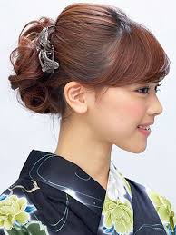 浴衣に合う髪型 自分で簡単にできる浴衣へアアレンジ ヘアーデザイン 浴衣に合う髪型 可愛いヘア